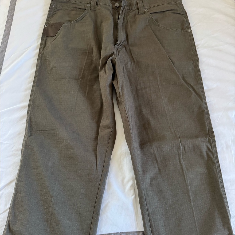 Wrangler Men's Khaki Chinos